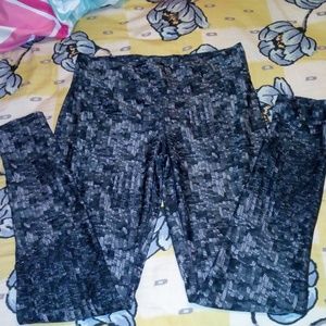 Mossimo workout leggings